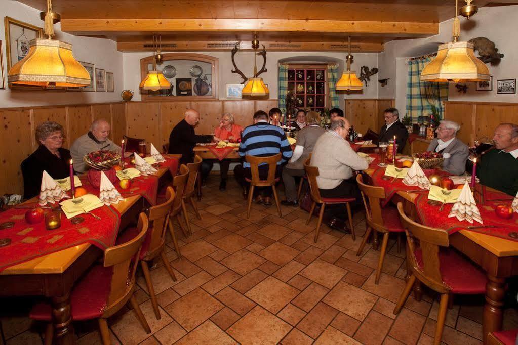 Landgasthof Kirchmayer Farchant Eksteriør bilde